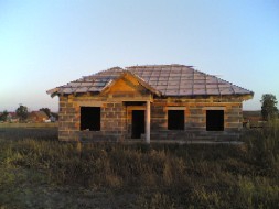 Rozpoczęta budowa domu